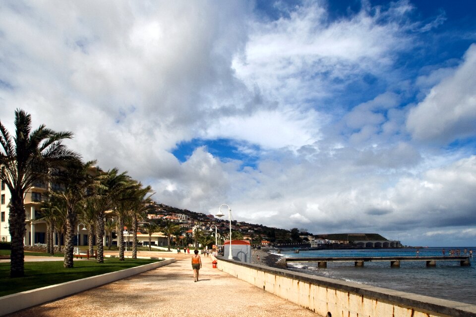 Madeira santa cruz beach