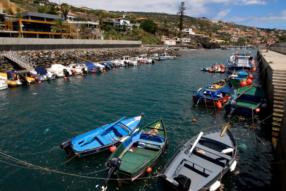 Madeira santa cruz port