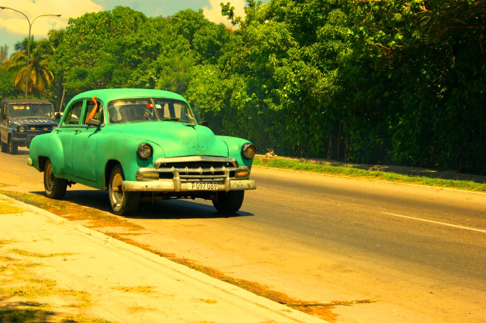 Cuba auto road