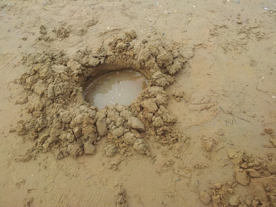 Sand buca holes