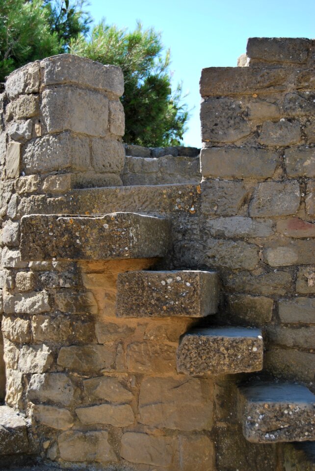 Sos of the catholic king huesca tower