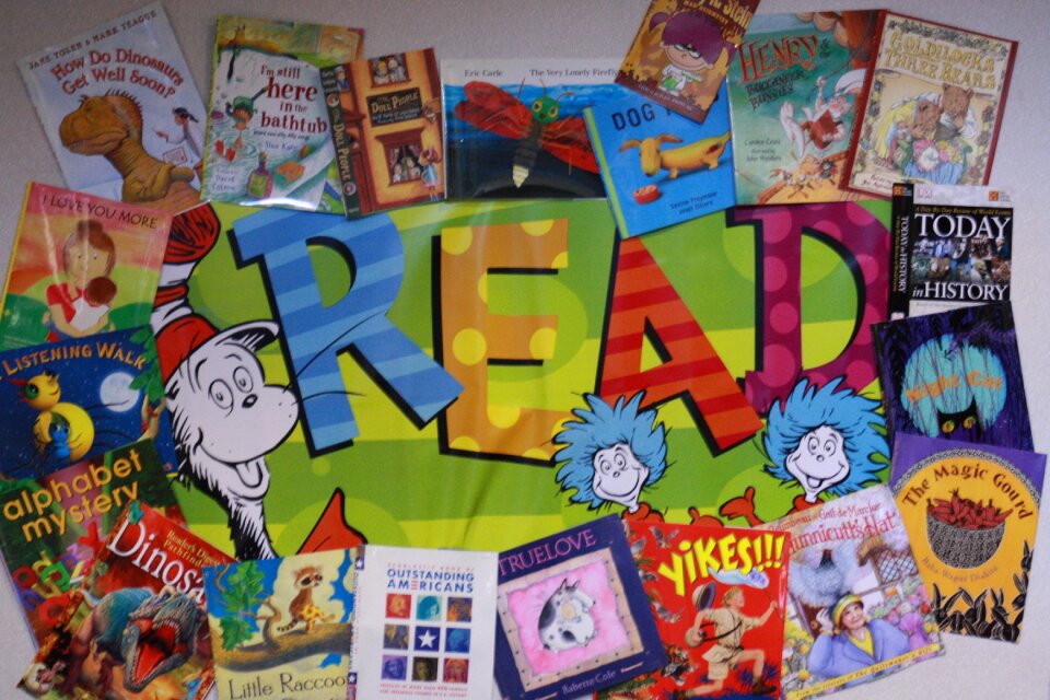 Reading week bulletin board