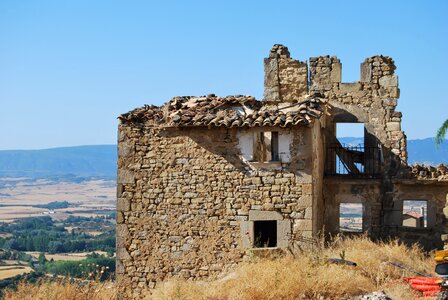 Ruins huesca people