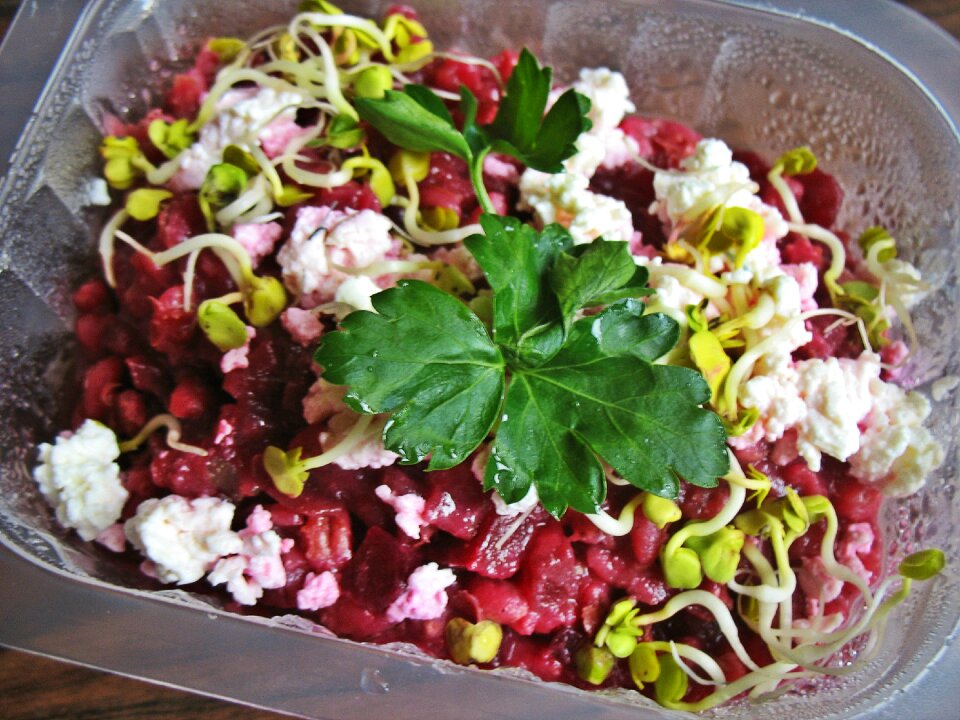 Eating beets parsley