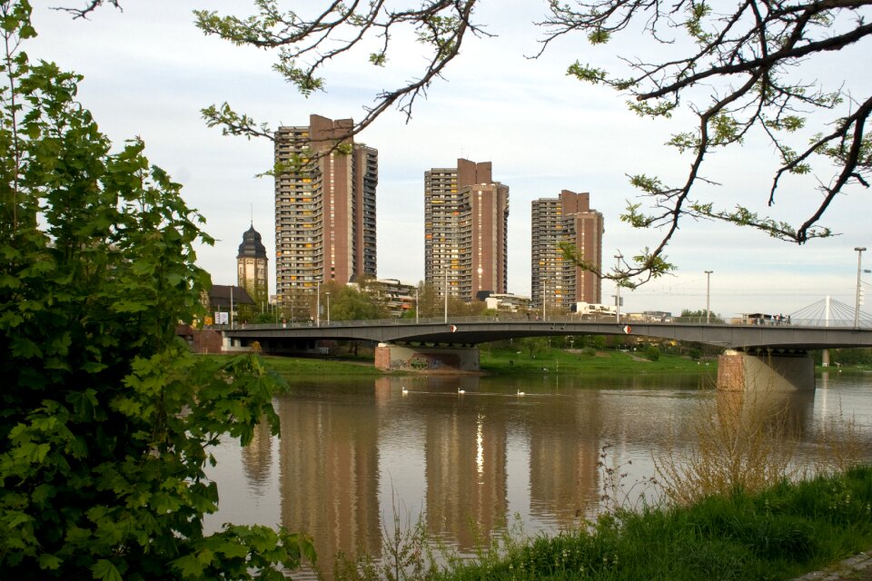 Mannheim neckar skyscrapers