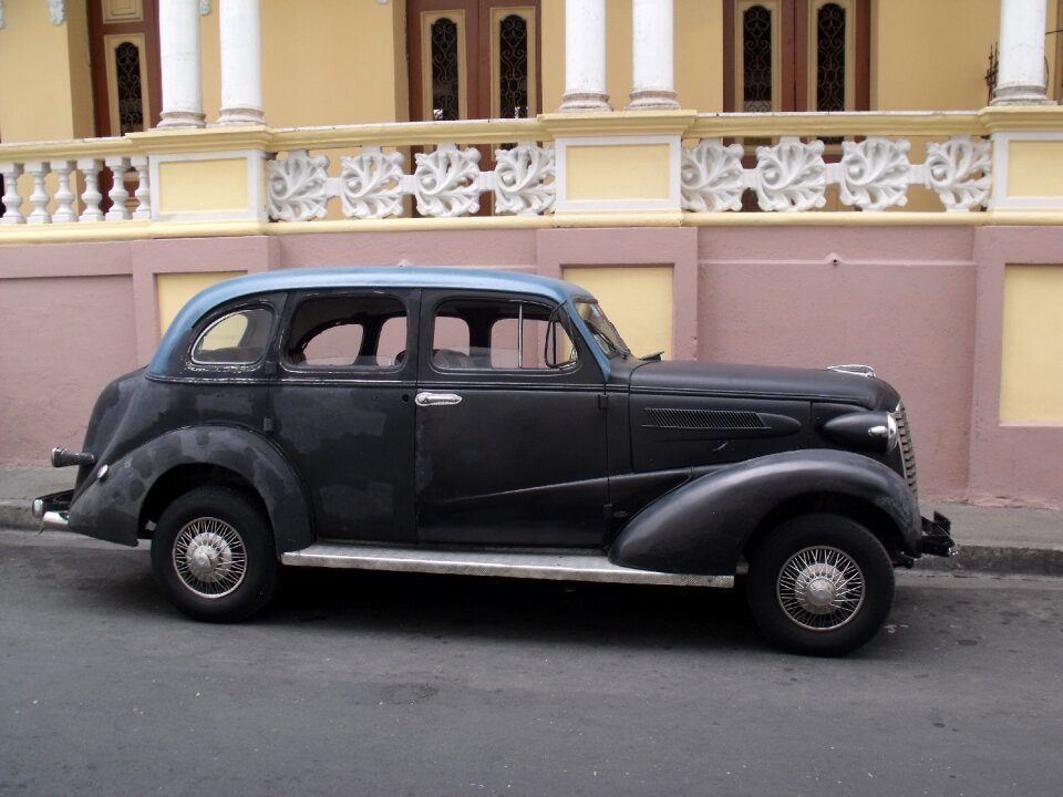 Cuba old cars havana