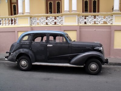 Cuba old cars havana photo
