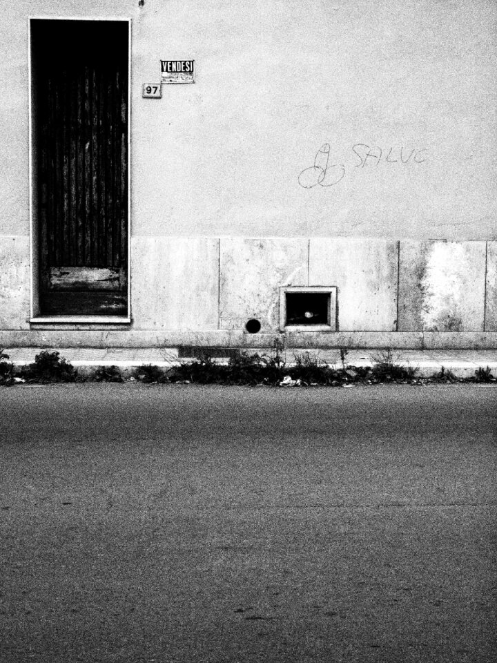 Written glimpse door