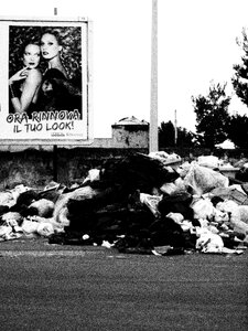 Monnezza garbage trash