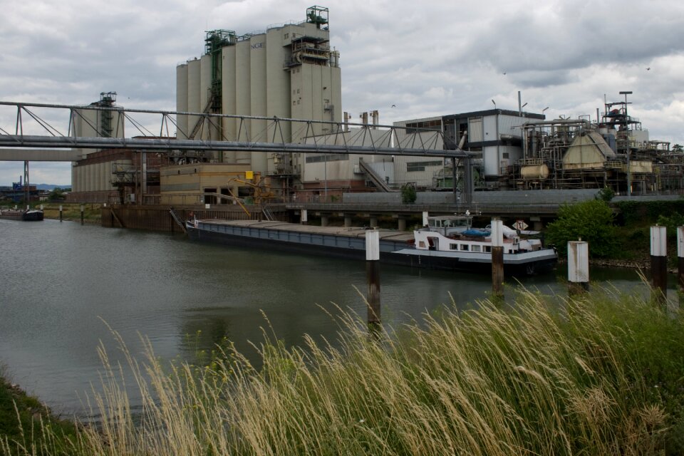 Industry mannheim ship