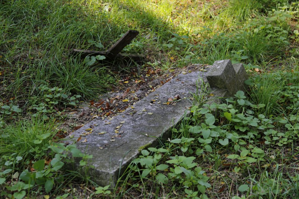 Poznan destroyed cemetery poland
