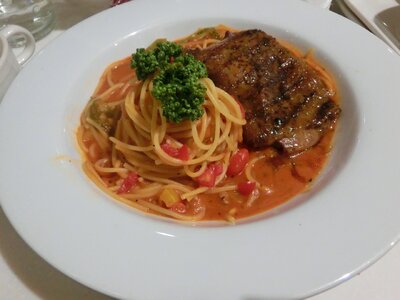 Spaghetti red sauce gourmet