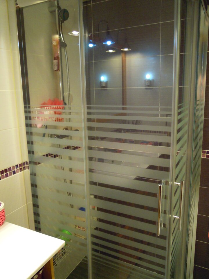 Bathroom indoor shower