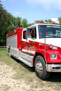 Vehicle emergency rescue
