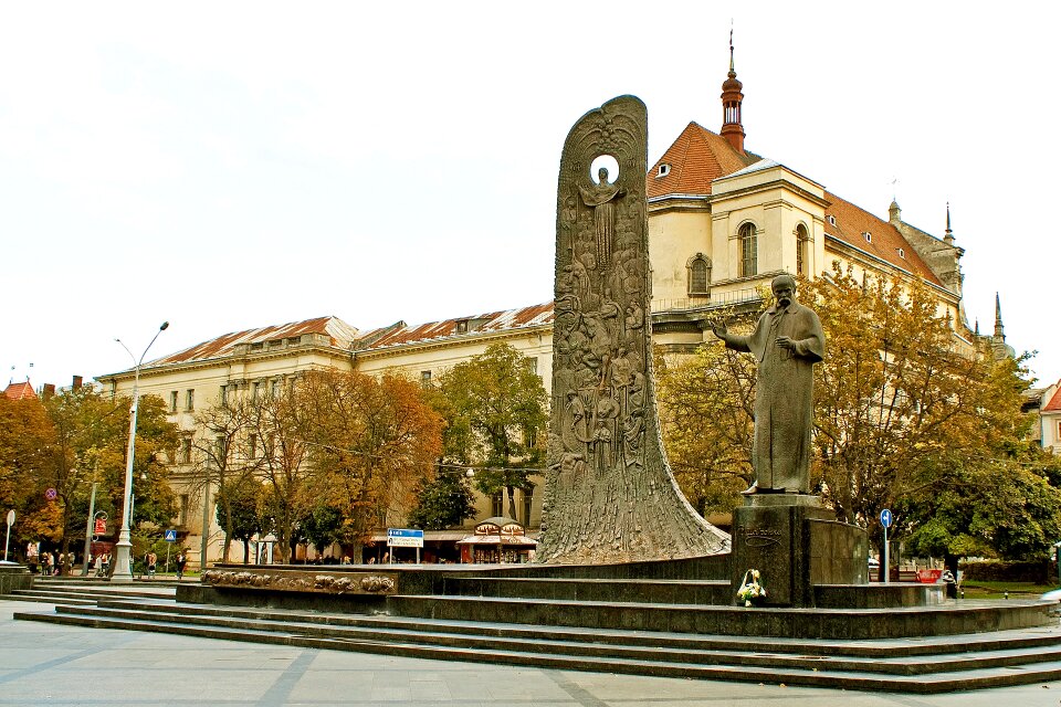 Poet monument statue