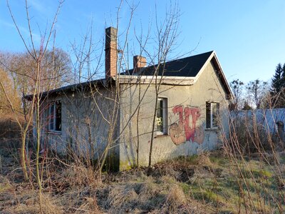 House architecture break up photo