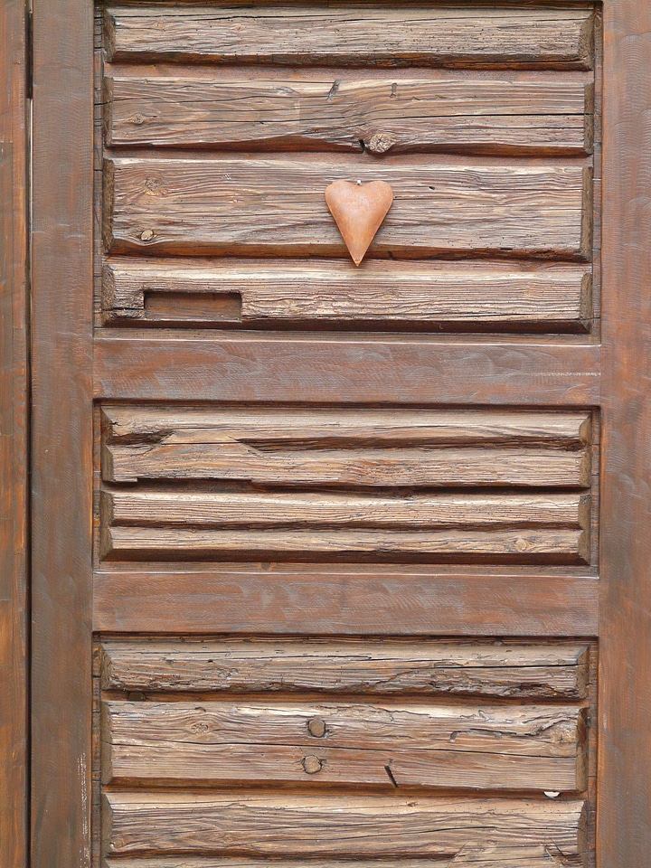 Wooden door bar love