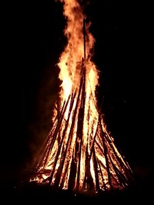 Night burn yellow