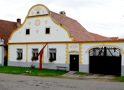 The outhouse history monument