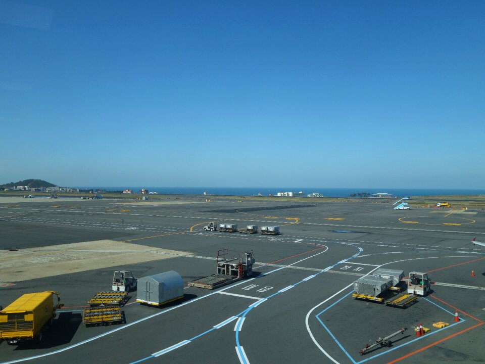 Plane to divert jeju island