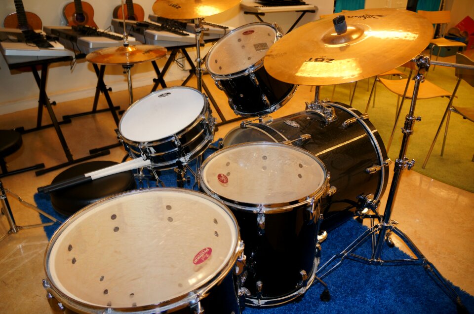 Drums music drum set