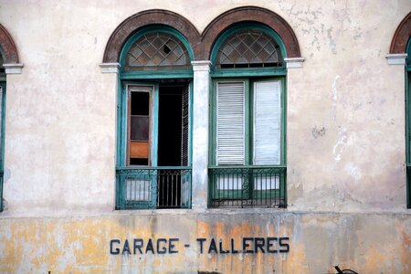 Facade cuba havana