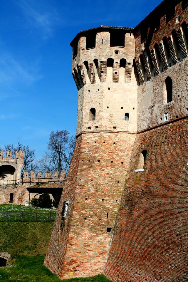 Castle paolo and francesca brands