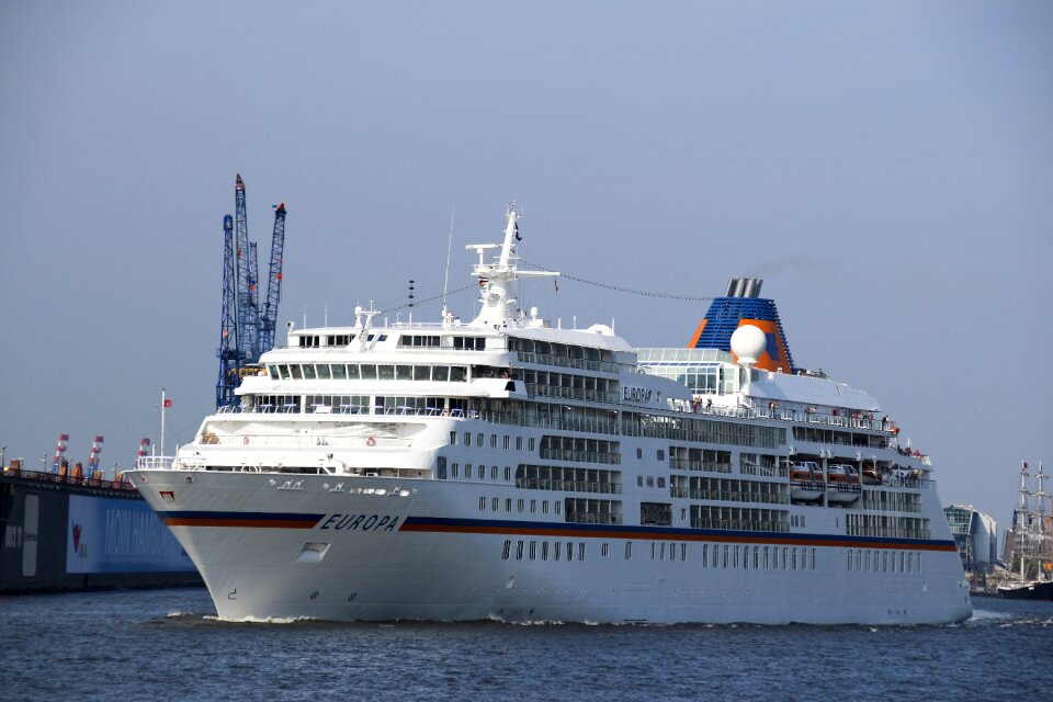Travel maritime elbe