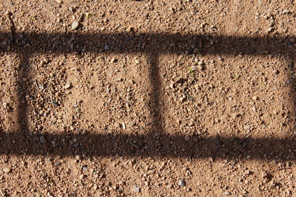 Structure brown shadow