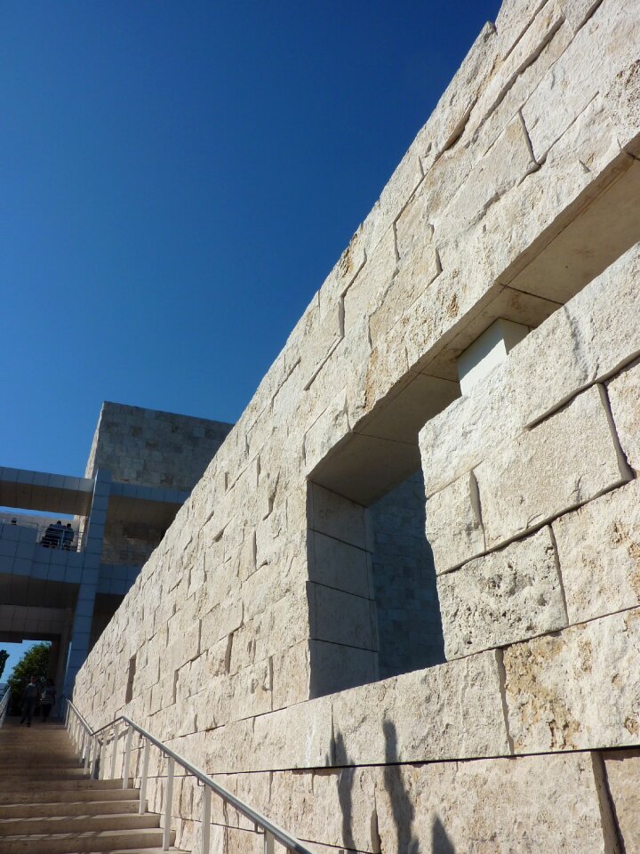 Wall stone museum