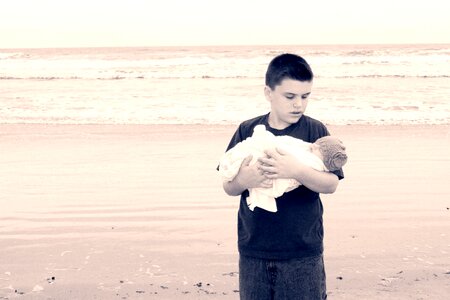Siblings sister ocean