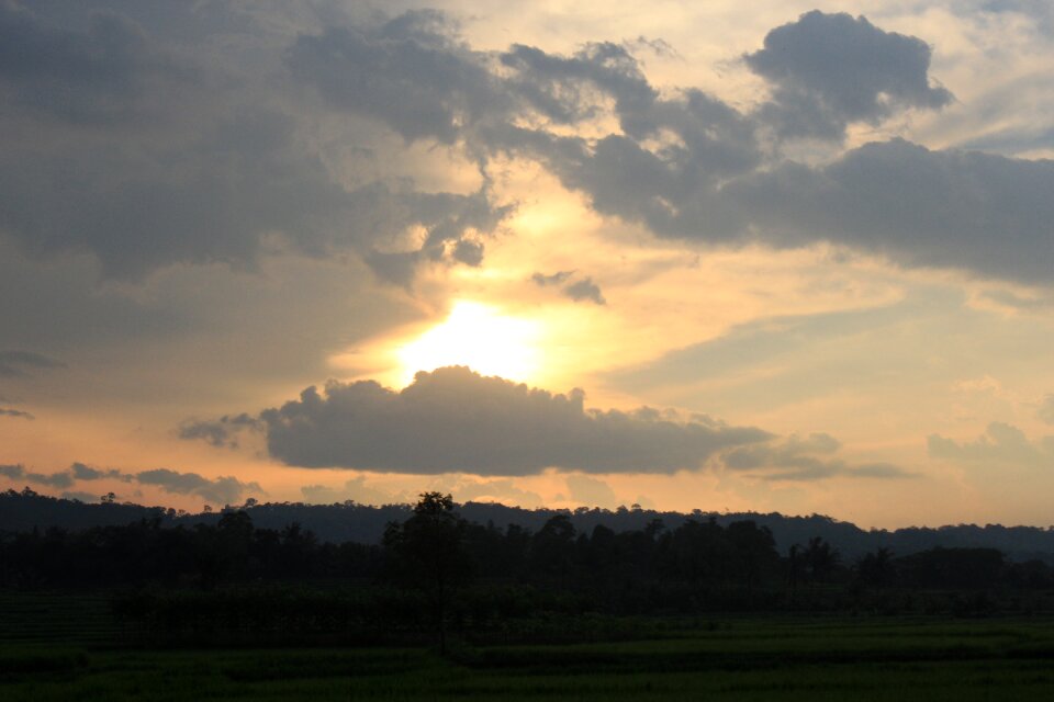 Cloud light day