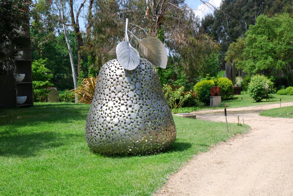 Sculpture metal outdoor travel