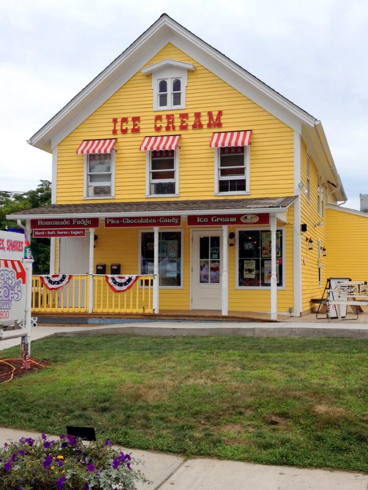 Mystic village the cream usa