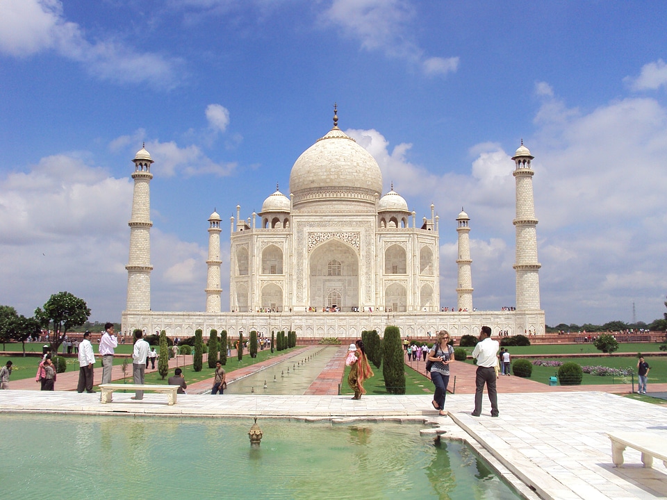 Uttar pradesh grave mosque