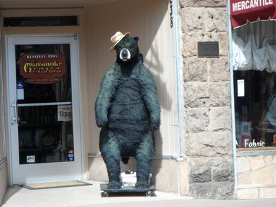 Sculpture tourism landmark