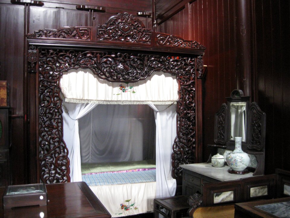 China wind gu lou the ancient beds