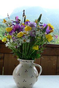 Vase flowers colorful