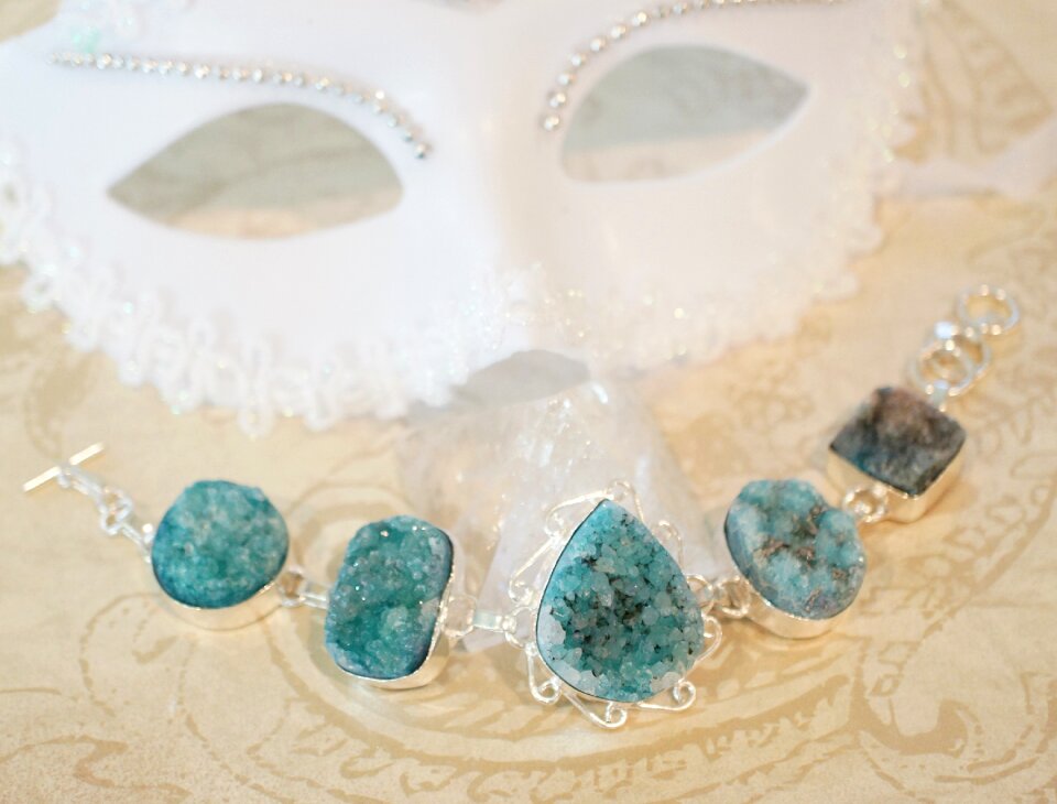 Agate gemstone gems