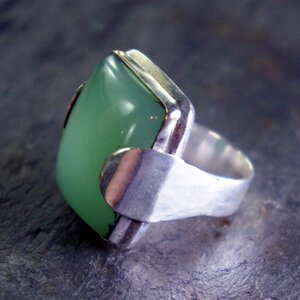 Metal jewelry jewel