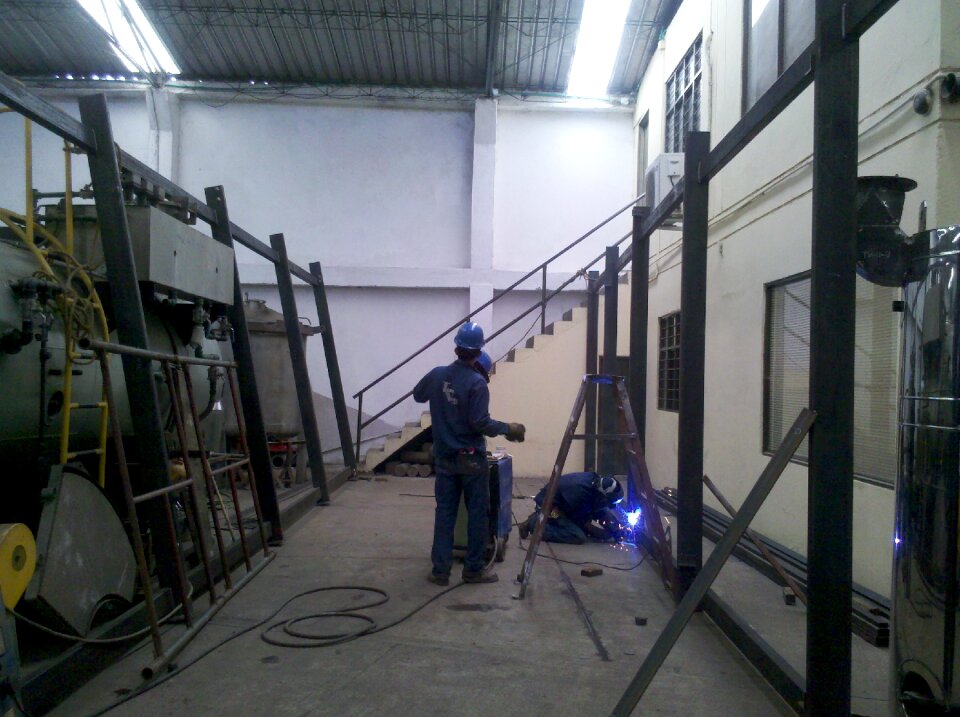Manufactures worker job