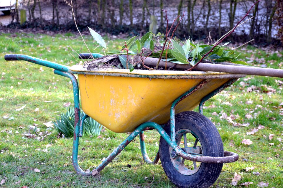 Garden wheelbarrow spring