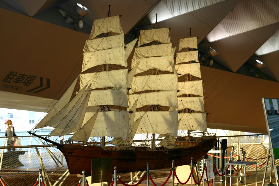 Sailboat the clutter of bin model