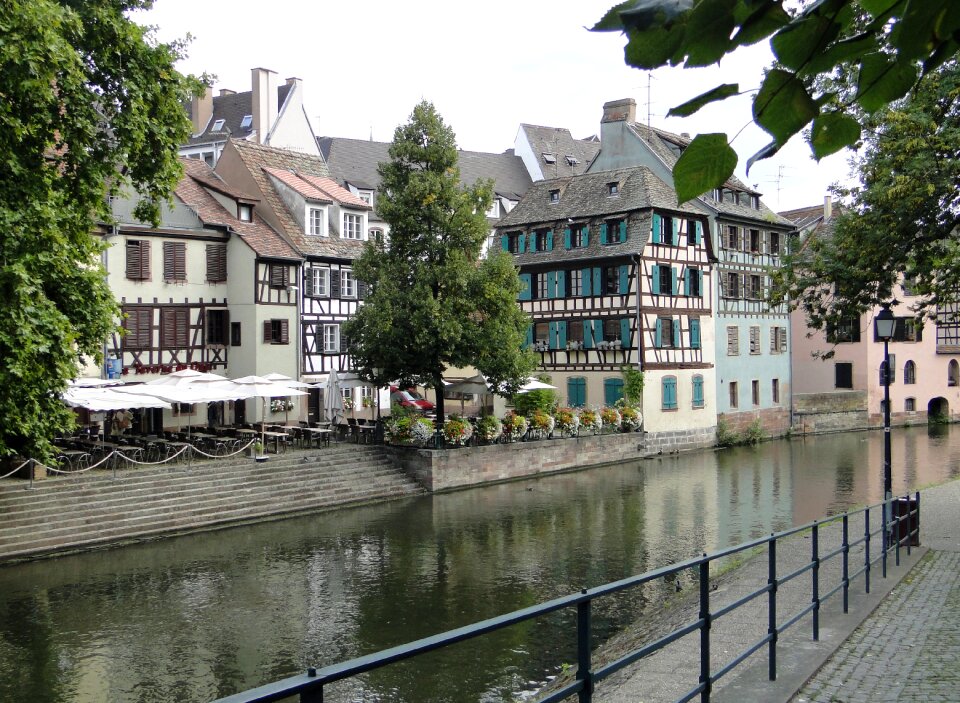 Building water france