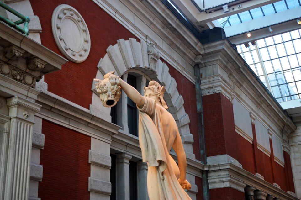 Architecture construction sculptures