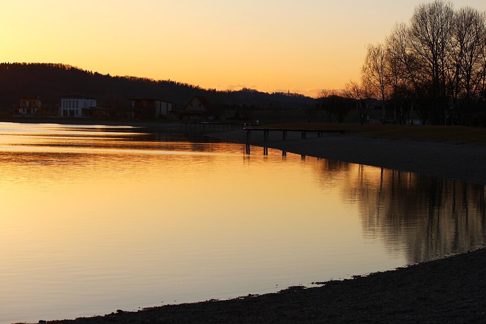Badesee water twilight