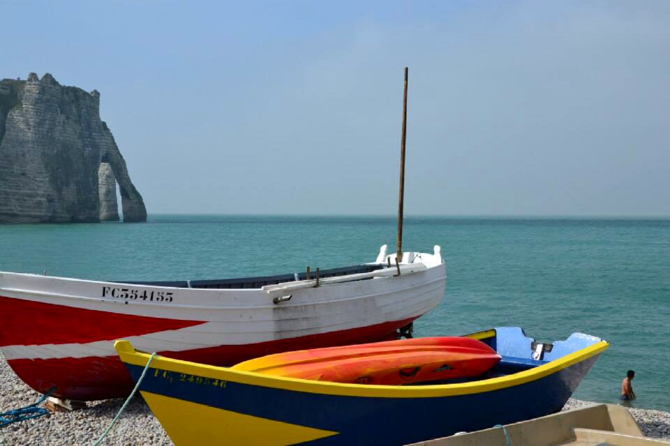 Sea boats etretat