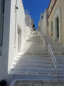 Rise island village