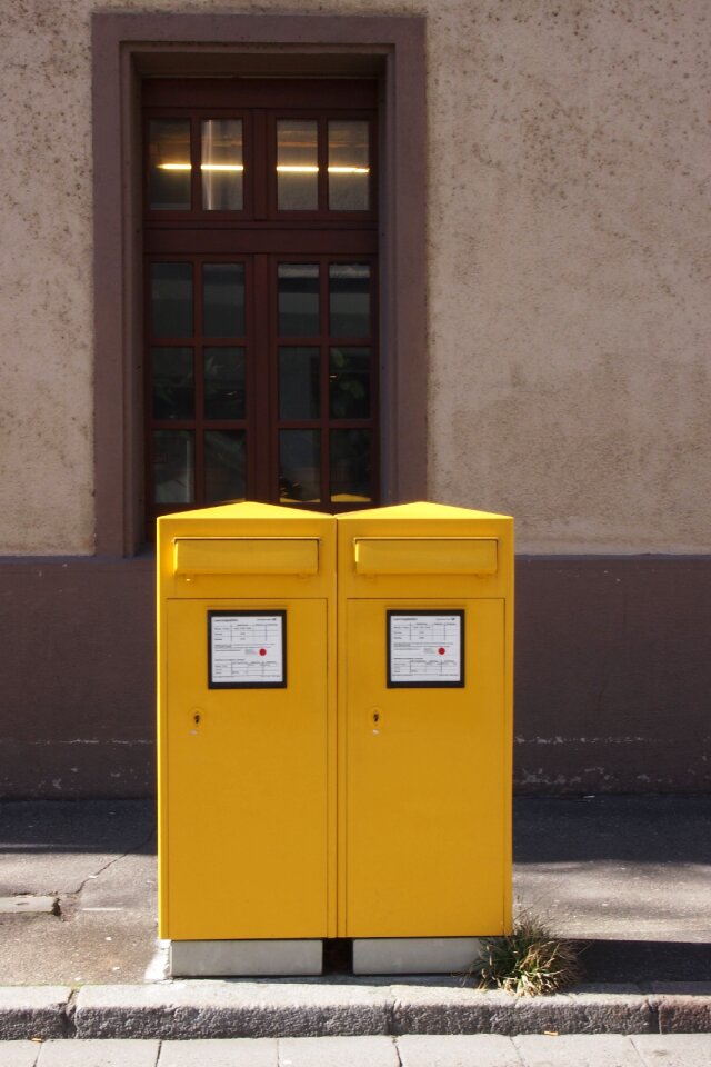 Mailbox post yellow