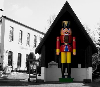 Tradition folk neuhausen